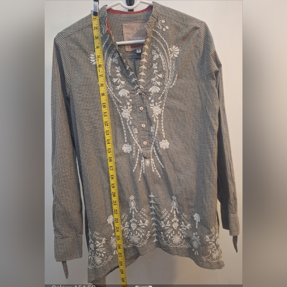 Johnny Was 3j Workshop Black and White Checkered Embroidered Tunic Size Medium